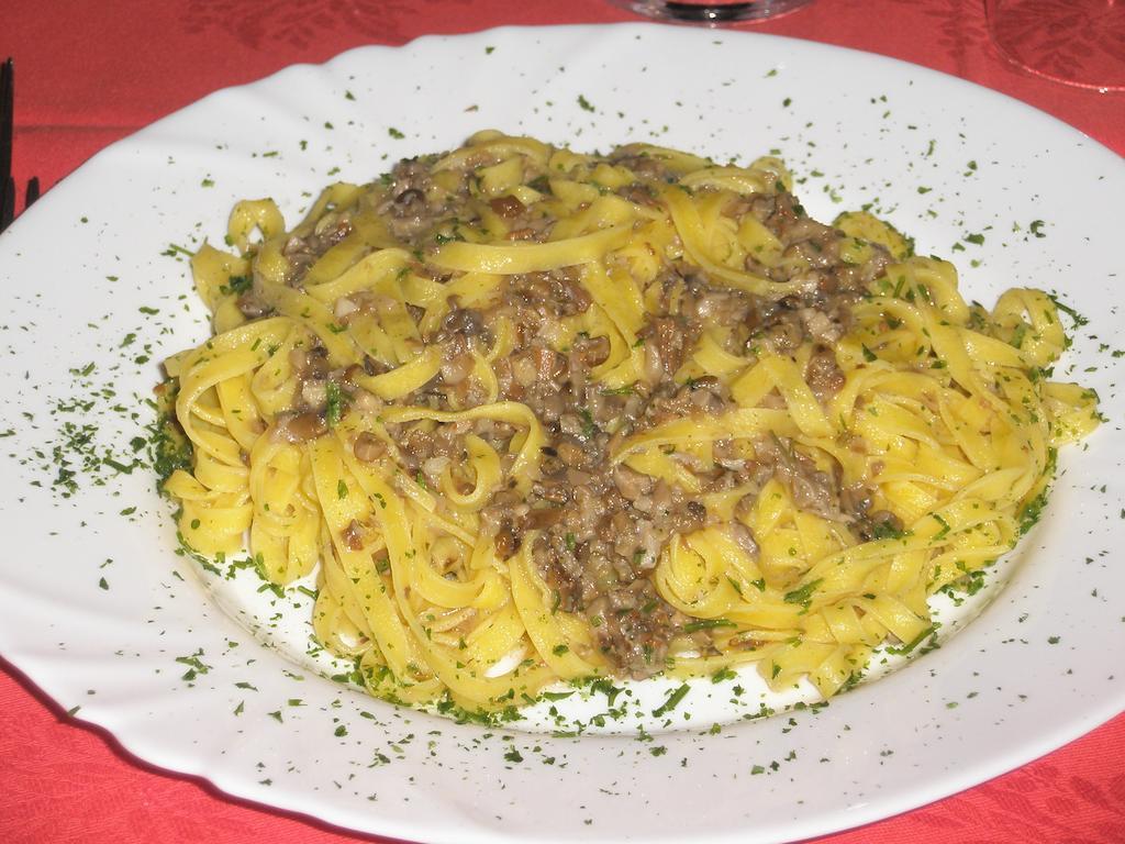 Albergo Ristorante Montecucco Da Tobia Sigillo Eksteriør bilde